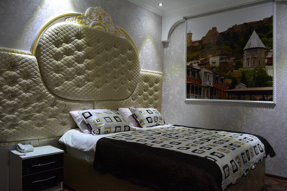 Elegant Boutique Rustaveli Hotel Tbilisi Exterior foto
