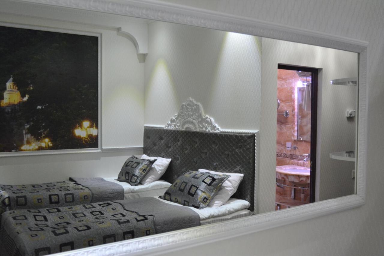 Elegant Boutique Rustaveli Hotel Tbilisi Exterior foto